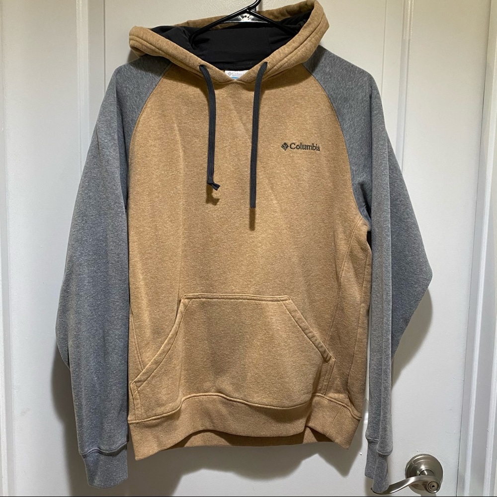Men’s Columbia pullover hoodie